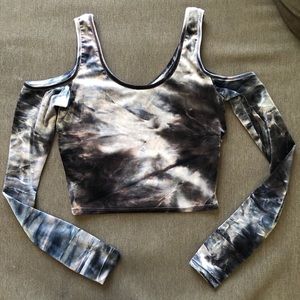 Velvet tie dye crop top.
